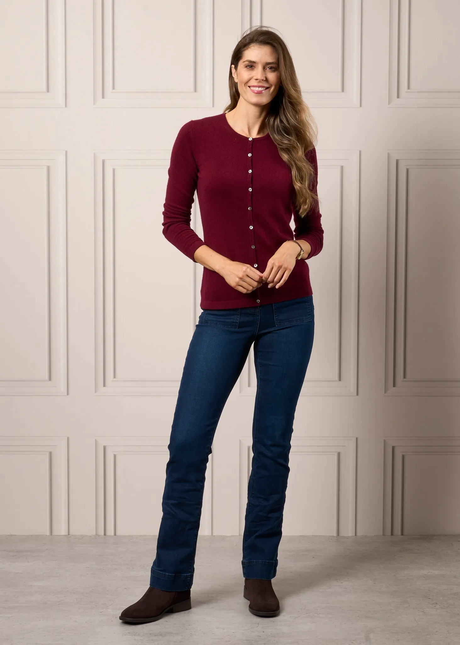 Clare Ladies Cashmere Crew Neck Cardigan In Bordeaux