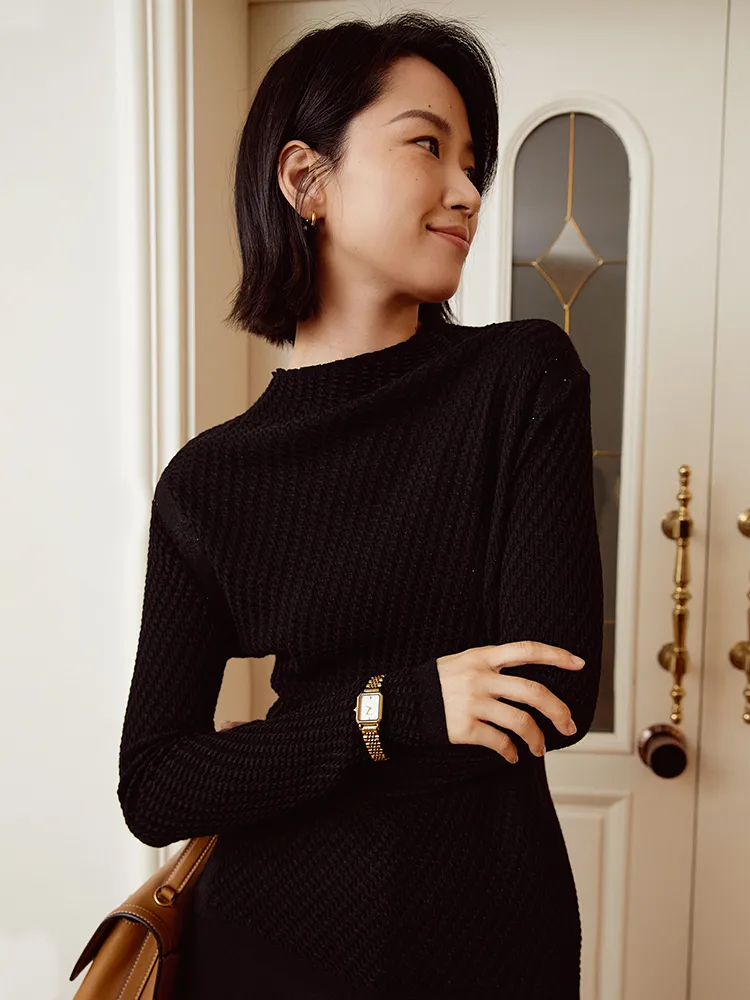 Half-High Collar Knit Top