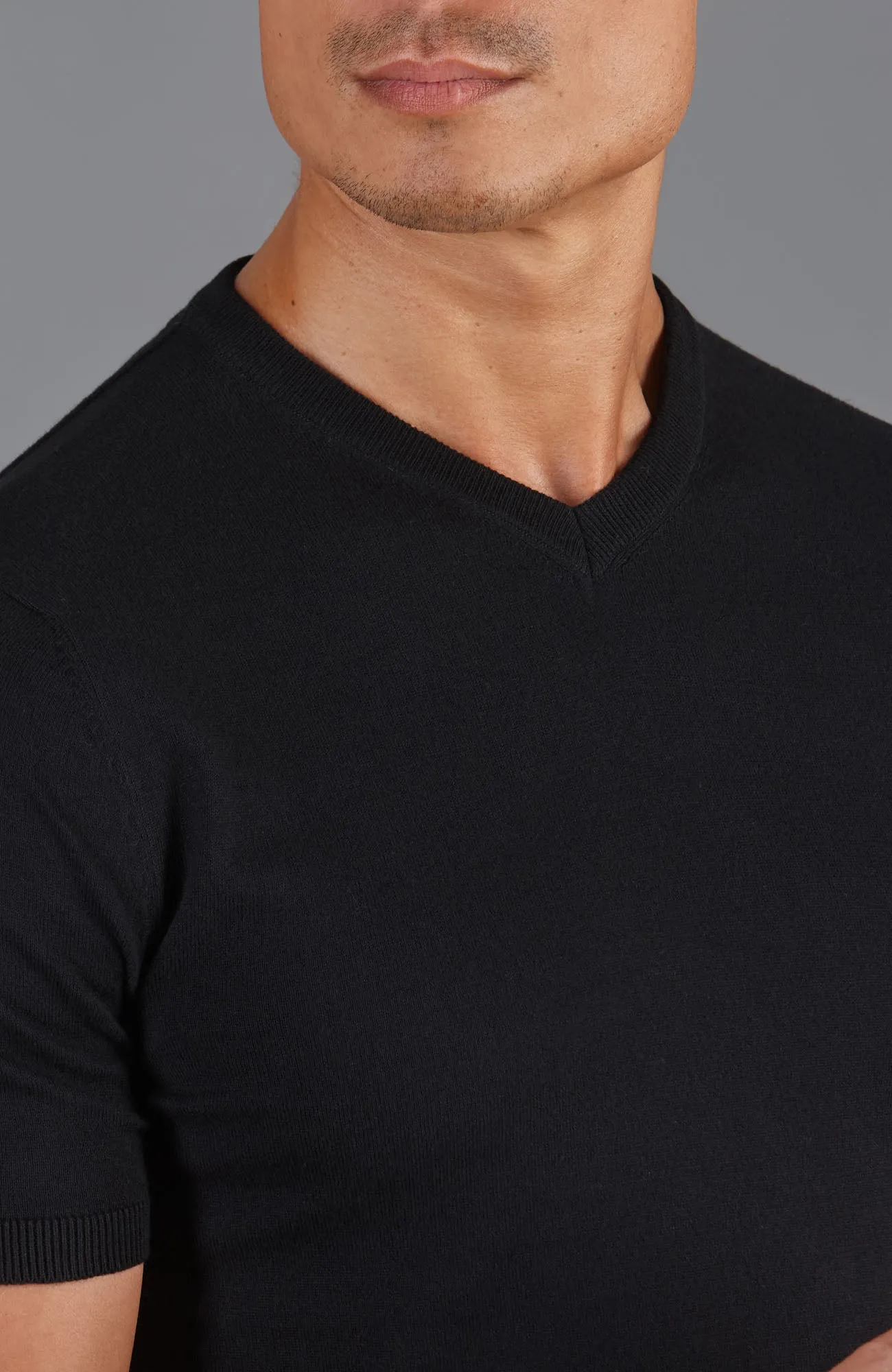 Mens Ultra Fine Cotton High V Neck Knitted T-Shirt