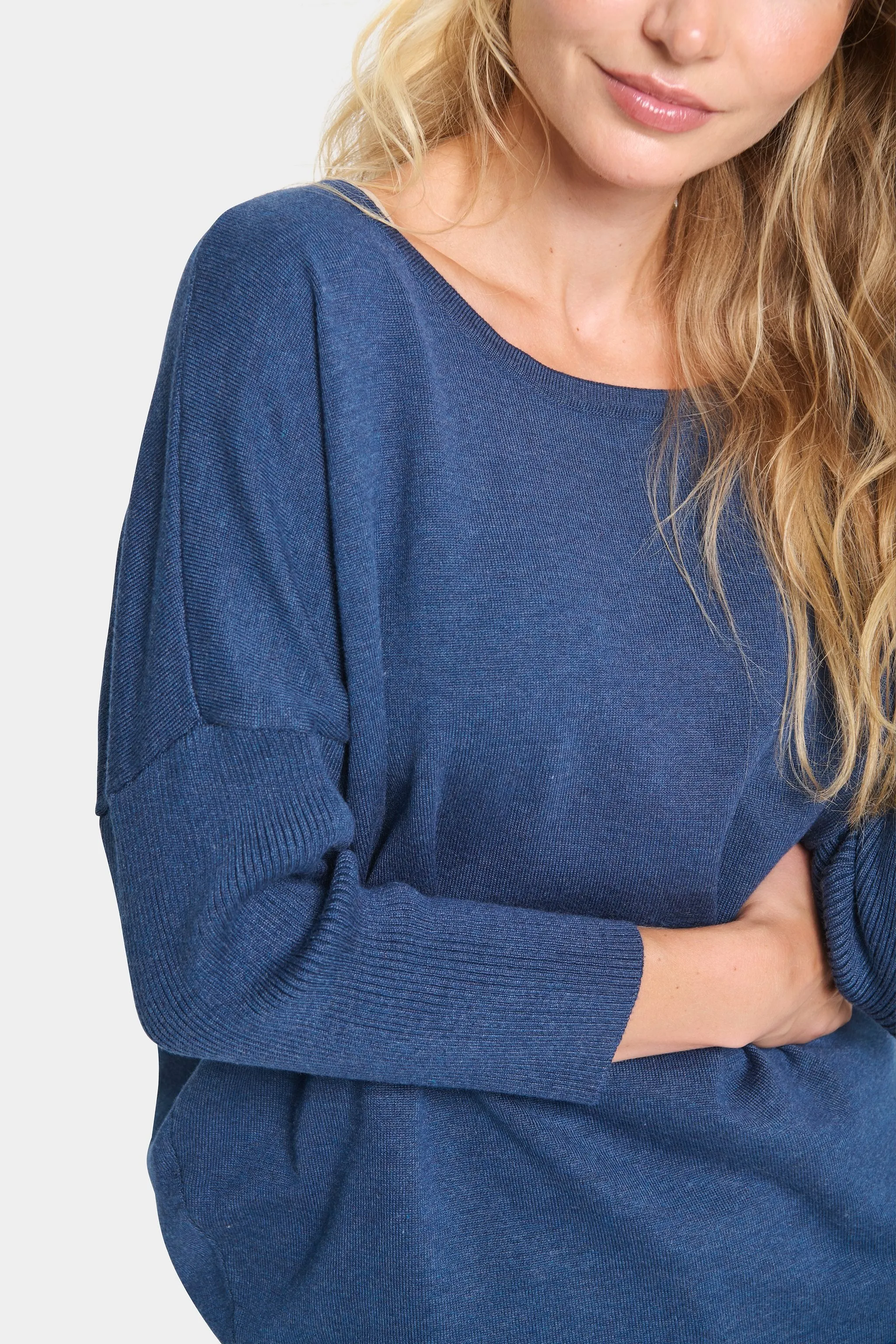 Saint Tropez Mila Roundneck Pullover in Titan