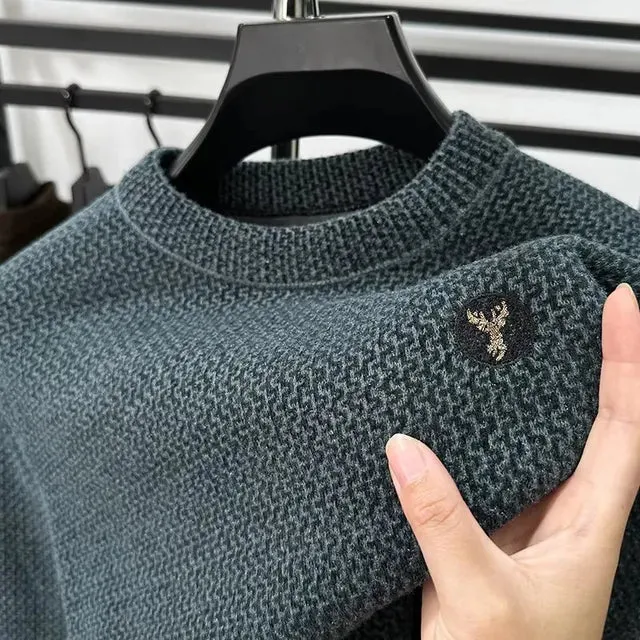 Solid O-Neck Embroidery Knitted Sweater