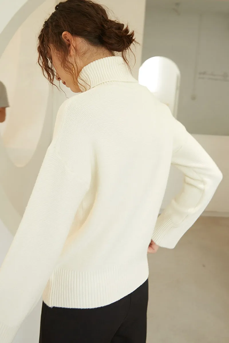 Women Loose And Comfortable Turtleneck Sweater